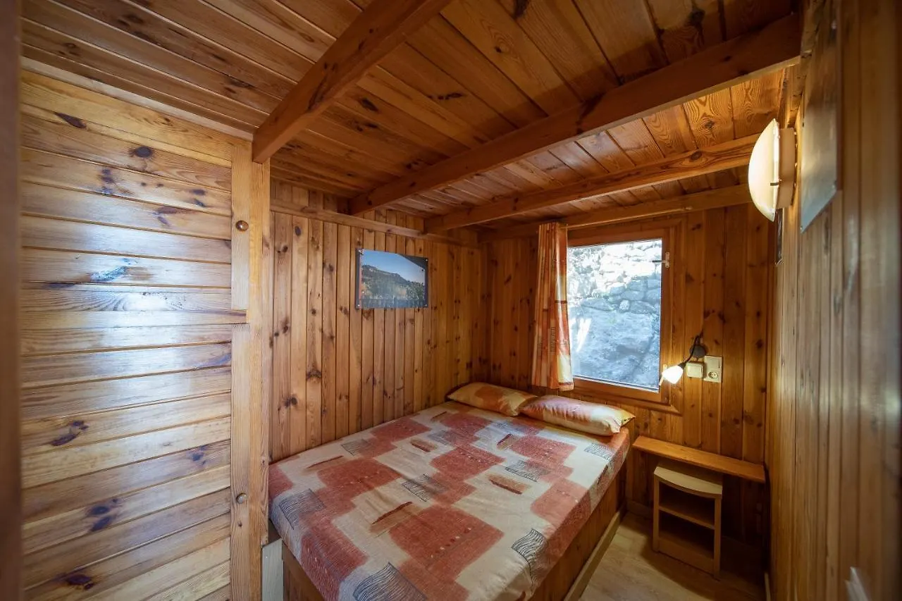 Camping Bungalow Serra De Prades Resort Campsite Vilanova de Prades